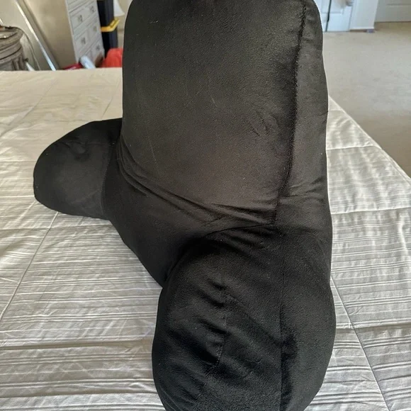 Husband Pillow with Handle - Black - Picture 2 of 4